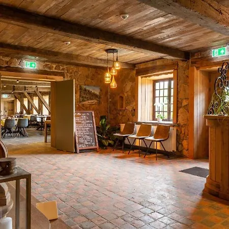 Lignely B&B 더뷔